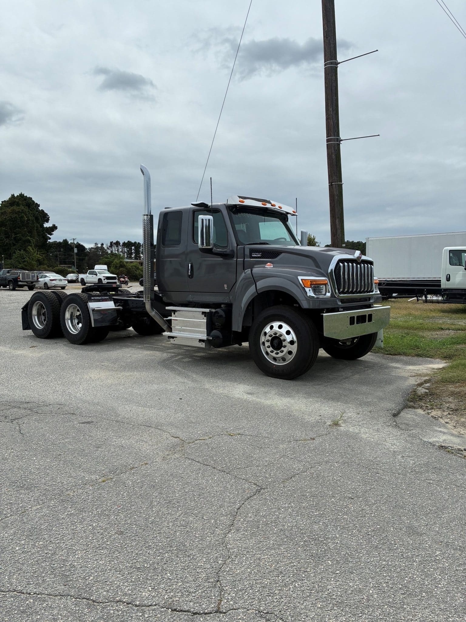 Cardinal International Trucks